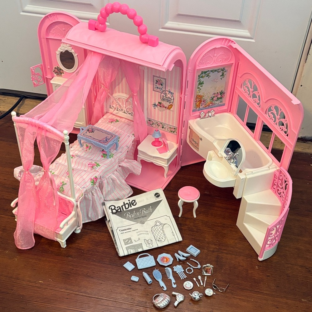 RARE Vintage 1998 Barbie Pink Canopy Bed & Bath Playset with All Accessories